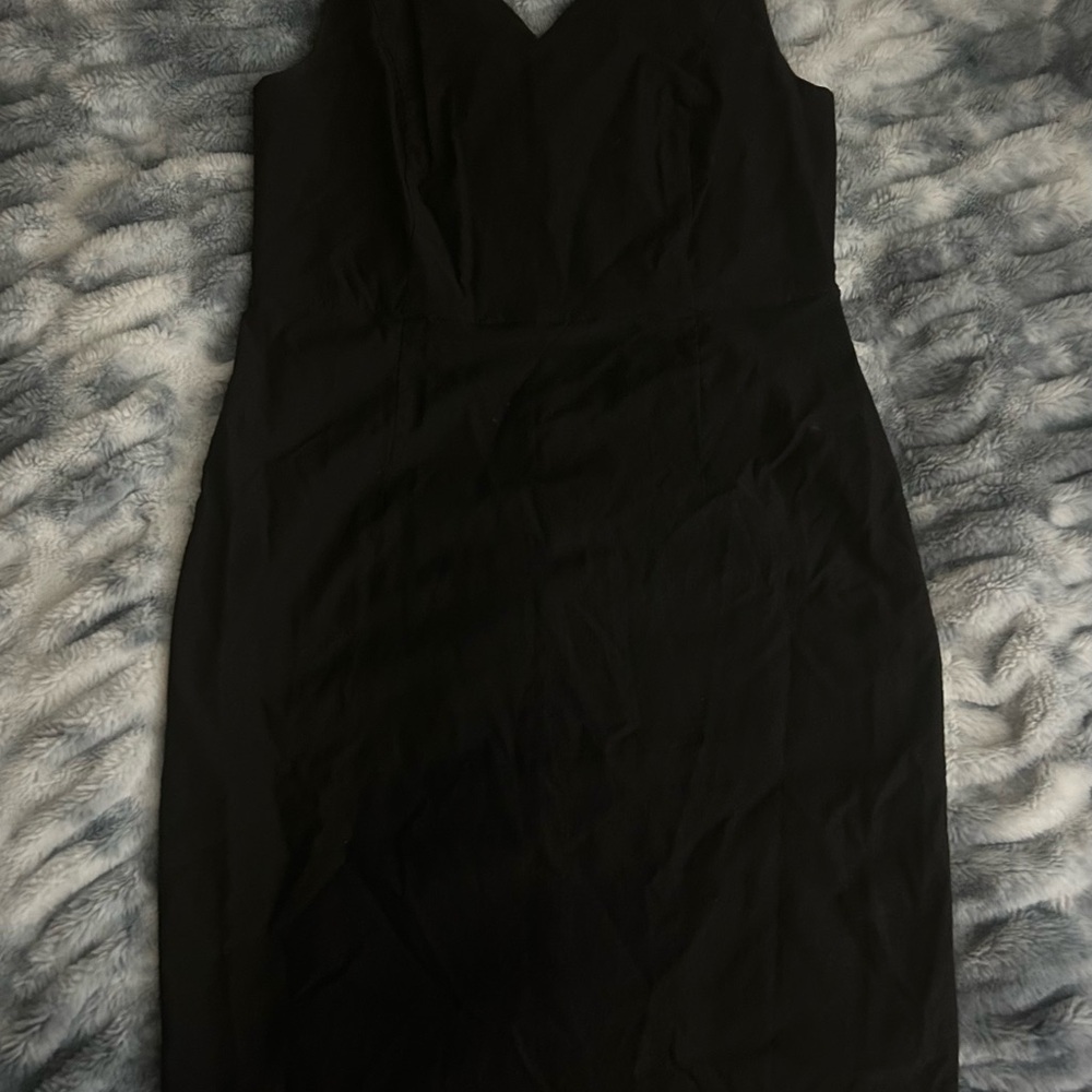 Elegant Black Sleeveless Dress